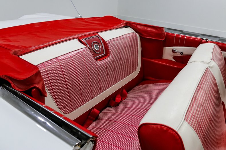Unknown-Impala-1960-White-Red-25