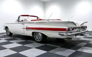 Unknown-Impala-1960-White-Red-7