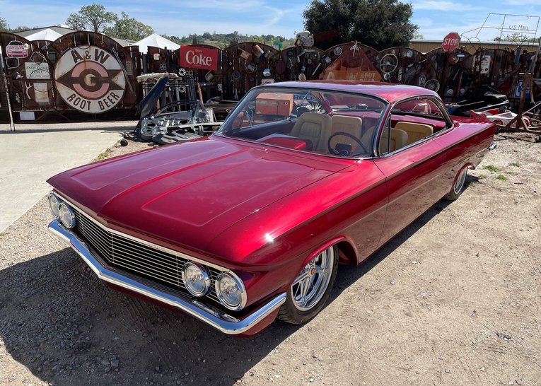 Unknown-Impala-1961-Matador-Red-Mica-tan-12