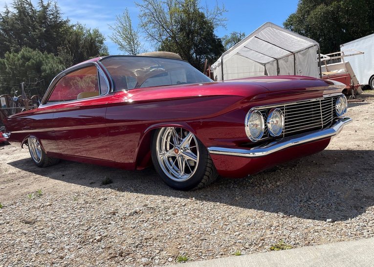 Unknown-Impala-1961-Matador-Red-Mica-tan-14