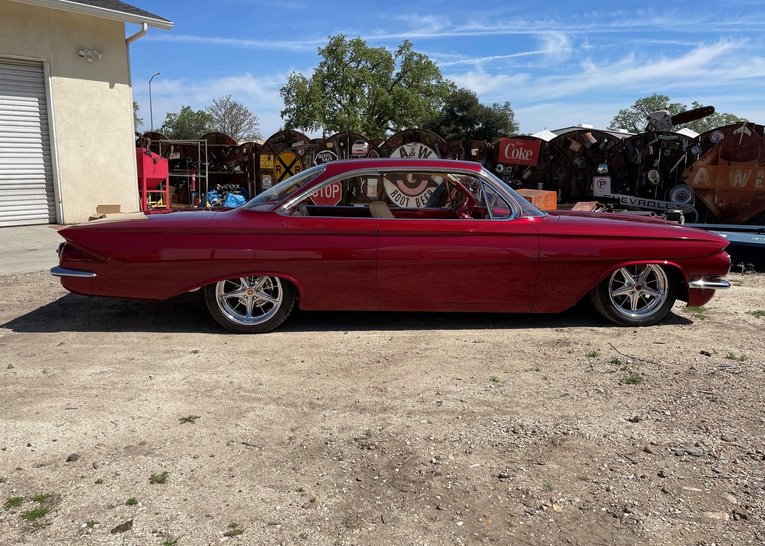 Unknown-Impala-1961-Matador-Red-Mica-tan-15