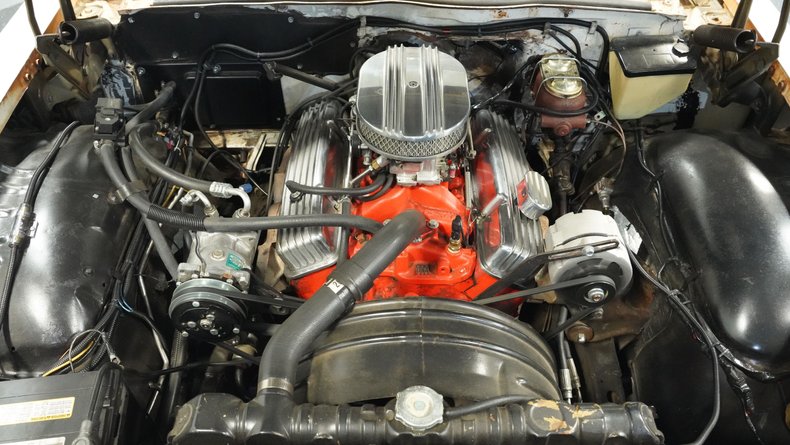 Unknown-Impala-1961-Patina-Red-ampamp-White-1