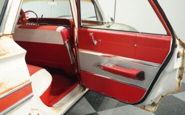 Unknown-Impala-1961-Patina-Red-ampamp-White-16