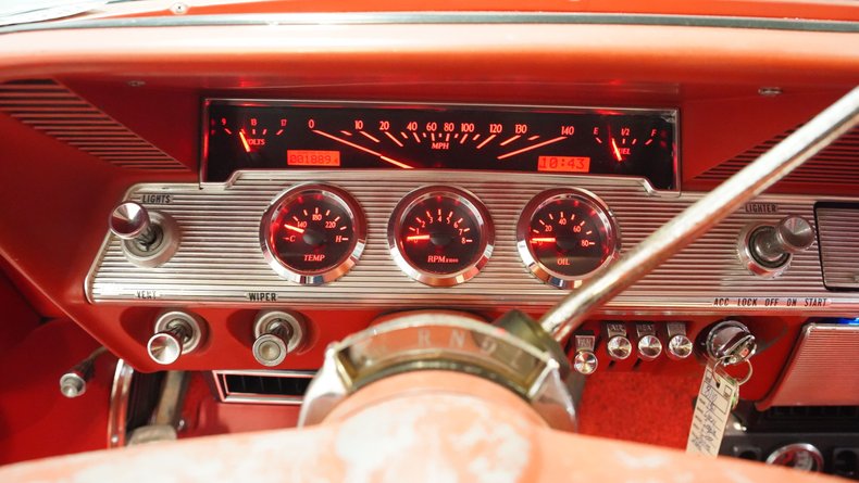 Unknown-Impala-1961-Patina-Red-ampamp-White-20