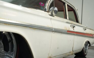 Unknown-Impala-1961-Patina-Red-ampamp-White-28