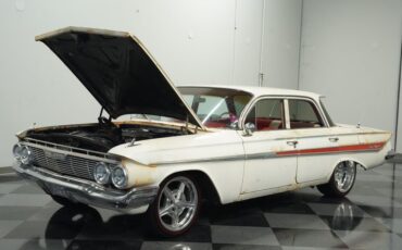 Unknown-Impala-1961-Patina-Red-ampamp-White-35