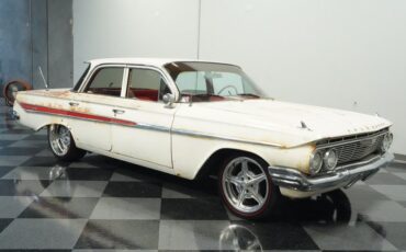 Unknown-Impala-1961-Patina-Red-ampamp-White-39
