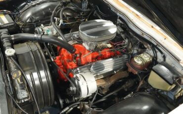 Unknown-Impala-1961-Patina-Red-ampamp-White-41