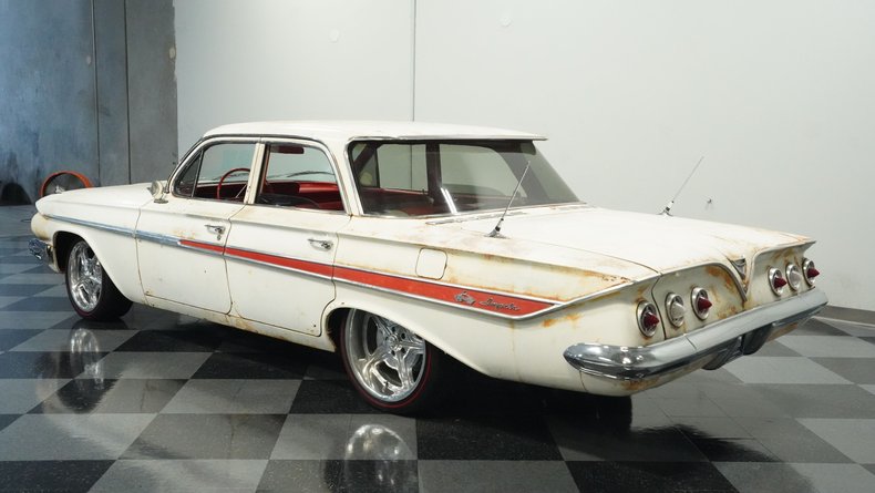 Unknown-Impala-1961-Patina-Red-ampamp-White-5