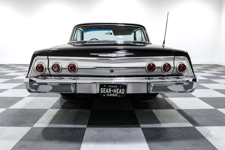 Unknown-Impala-1962-Black-Red-1