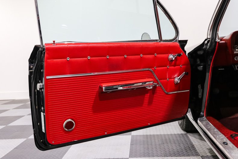 Unknown-Impala-1962-Black-Red-15