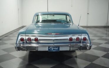 Unknown-Impala-1962-Nassau-Blue-Blue-25
