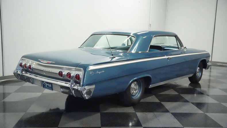 Unknown-Impala-1962-Nassau-Blue-Blue-26