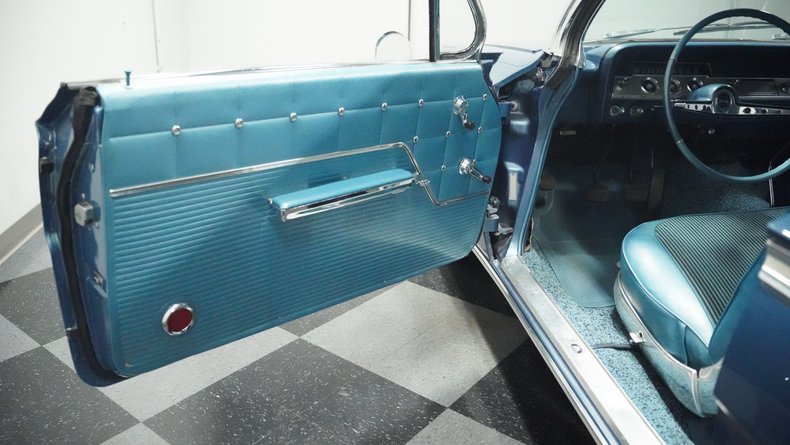 Unknown-Impala-1962-Nassau-Blue-Blue-4