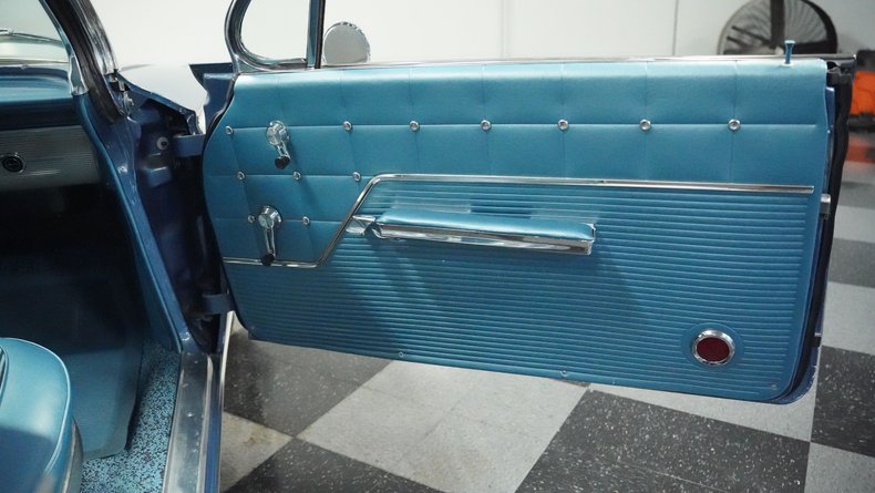 Unknown-Impala-1962-Nassau-Blue-Blue-49