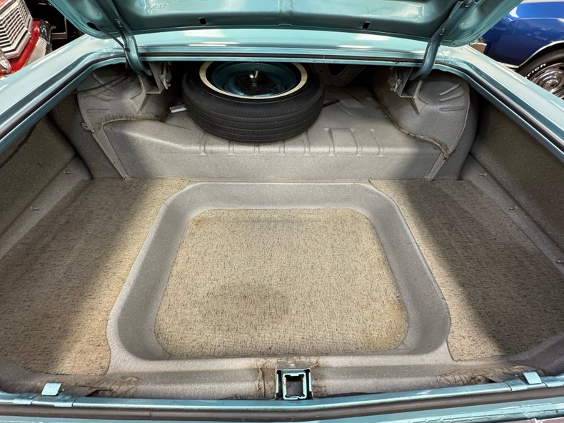 Unknown-Impala-1963-Azure-Aqua-Teal-31