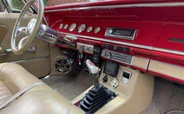 Unknown-Impala-1965-Red-tan-7