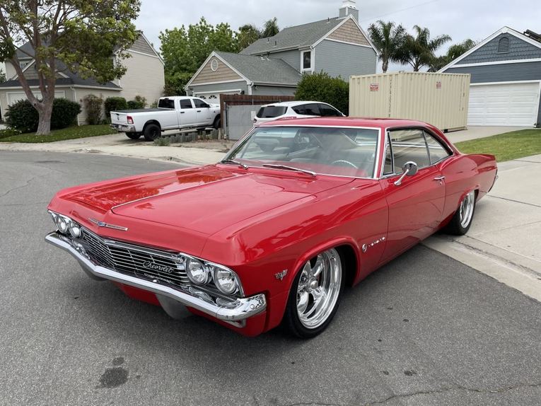 Unknown-Impala-1965-Red-tan