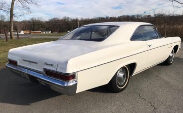 Unknown-Impala-1966-White-Red-4