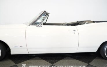 Unknown-Impala-1967-Ermine-White-Black-1