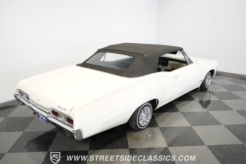 Unknown-Impala-1967-Ermine-White-Black-13