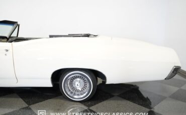 Unknown-Impala-1967-Ermine-White-Black-15