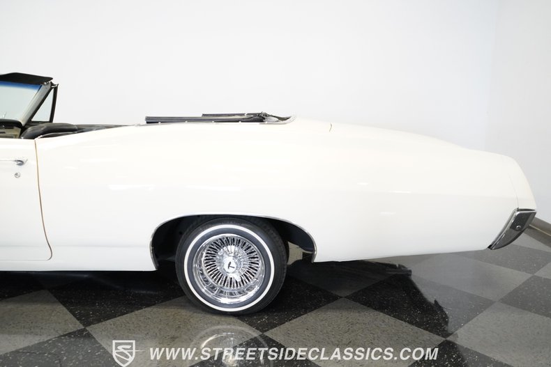 Unknown-Impala-1967-Ermine-White-Black-15