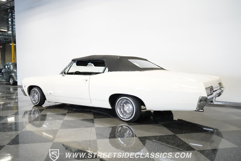 Unknown-Impala-1967-Ermine-White-Black-18