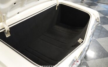 Unknown-Impala-1967-Ermine-White-Black-23