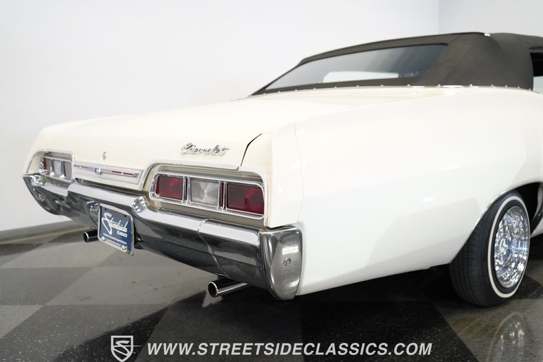 Unknown-Impala-1967-Ermine-White-Black-24