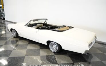 Unknown-Impala-1967-Ermine-White-Black-29