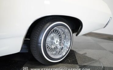 Unknown-Impala-1967-Ermine-White-Black-31