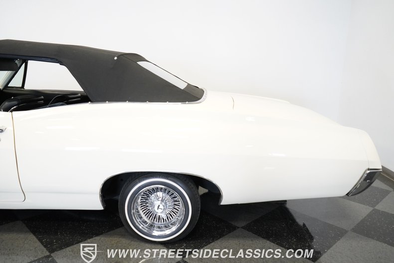 Unknown-Impala-1967-Ermine-White-Black-43