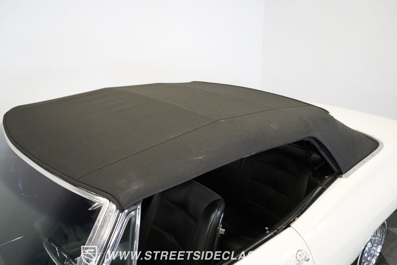 Unknown-Impala-1967-Ermine-White-Black-46