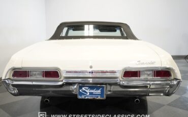 Unknown-Impala-1967-Ermine-White-Black-5