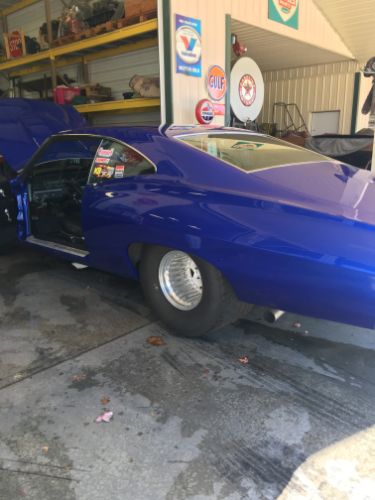 Unknown-Impala-1968-Blue-Black-1