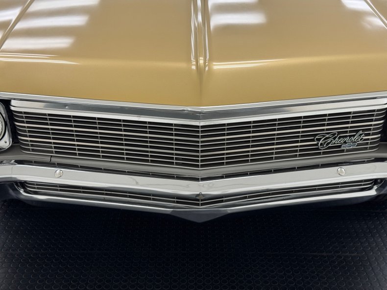 Unknown-Impala-1970-Champagne-Gold-Black-14
