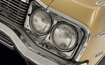 Unknown-Impala-1970-Champagne-Gold-Black-15