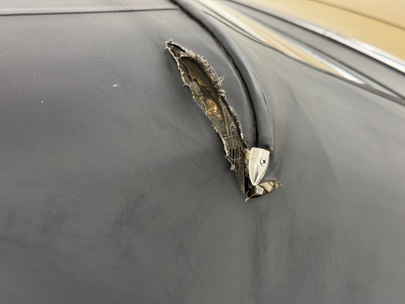 Unknown-Impala-1970-Champagne-Gold-Black-26