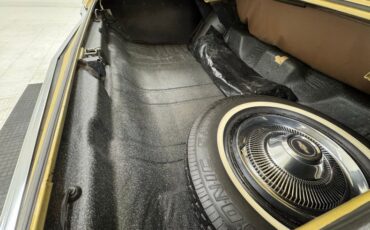 Unknown-Impala-1970-Champagne-Gold-Black-35