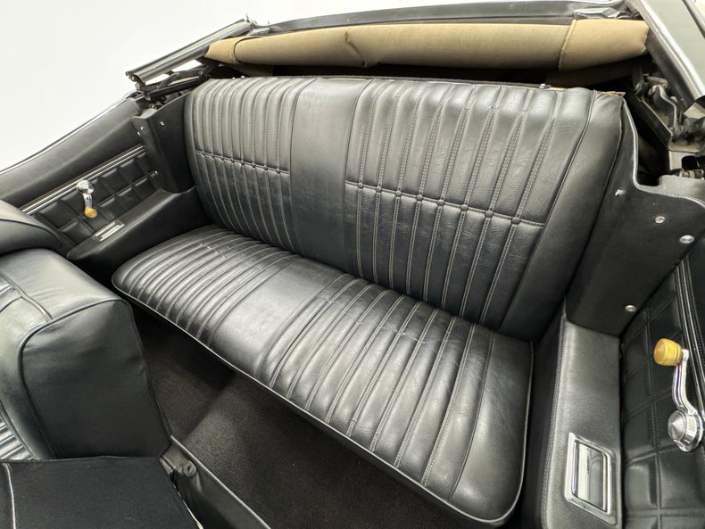 Unknown-Impala-1970-Champagne-Gold-Black-40