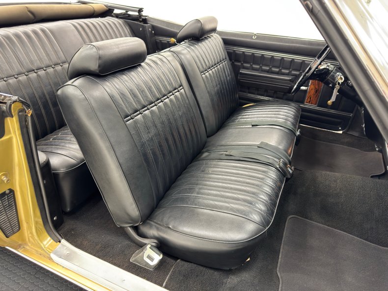 Unknown-Impala-1970-Champagne-Gold-Black-41