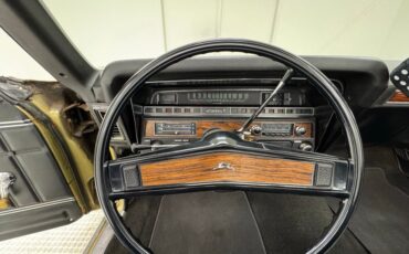Unknown-Impala-1970-Champagne-Gold-Black-45