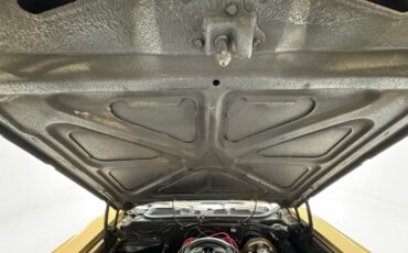 Unknown-Impala-1970-Champagne-Gold-Black-49