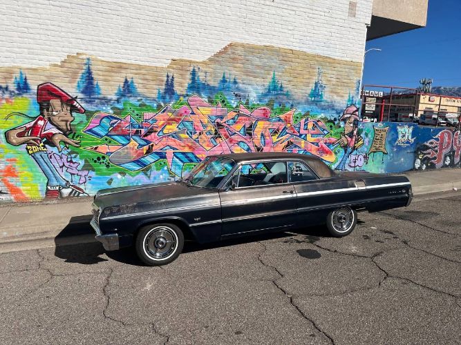 Unknown-Impala-ss-1964-Daytona-Blue-13