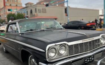 Unknown-Impala-ss-1964-Daytona-Blue-4