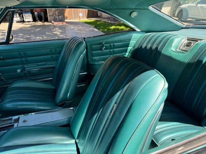 Unknown-Impala-ss-1966-White-11