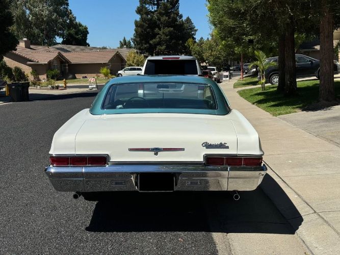 Unknown-Impala-ss-1966-White-2