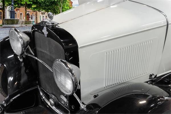Unknown-Independence-1931-White-WhiteBlack-13