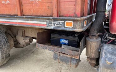 Unknown-International-grain-truck-diesel-1976-21